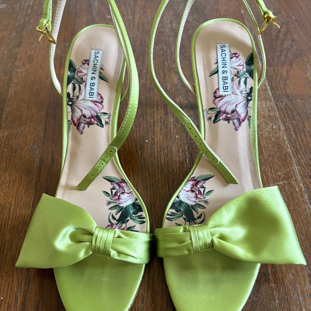 Sachin and Babi size 10 lime green kitten heals